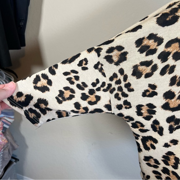 Janette Plus Leopard Print Button Front Top - Picture 8 of 9